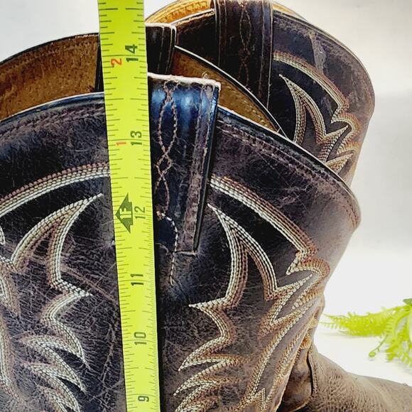 Tony Lama Boots 10B Cowboy Brown Leather Handcrafted Oil Resistant Mens - Picture 4 of 16